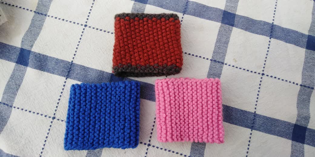 Basic knitted wristbands